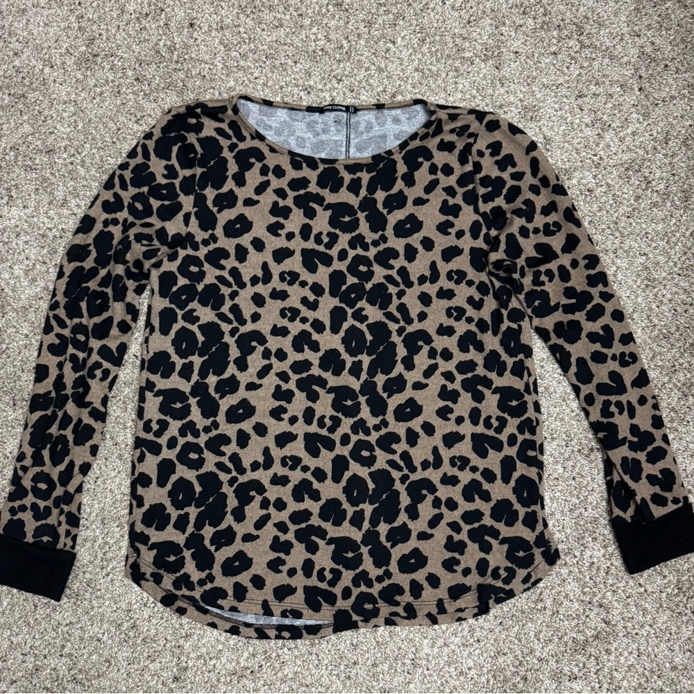 Leopard Print Long Sleeve Sweater